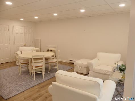 15 Nott Lane Essex CT 06426