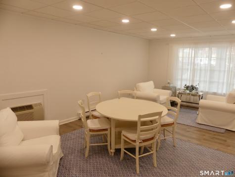 15 Nott Lane Essex CT 06426