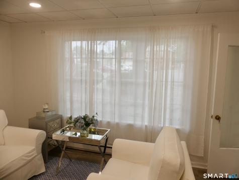 15 Nott Lane Essex CT 06426