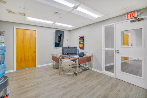 10-18 Beach Street Seymour CT 06483