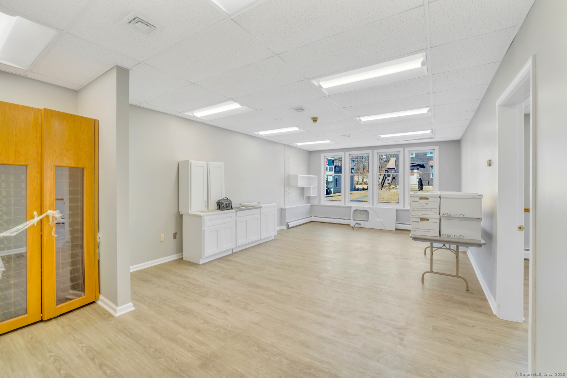 10-18 Beach Street Seymour CT 06483