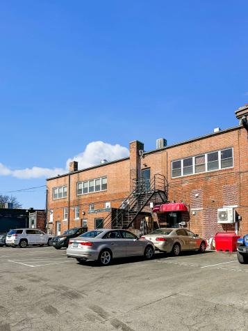 991 Farmington Avenue West Hartford CT 06107