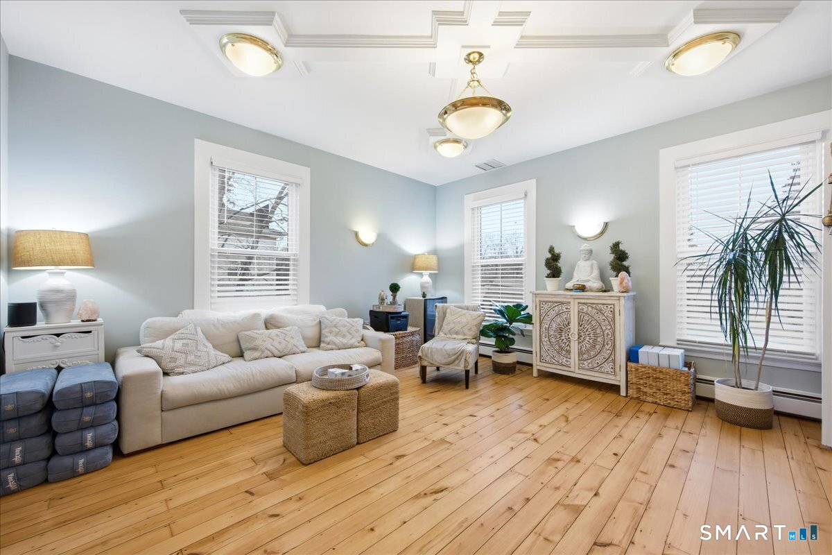 12 Old Boston Post Road Old Saybrook CT 06475