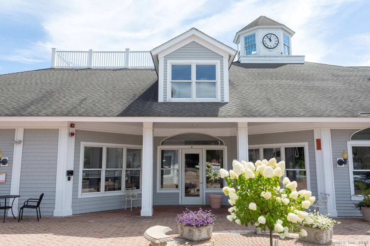 1587 Boston Post Road Westbrook CT 06498