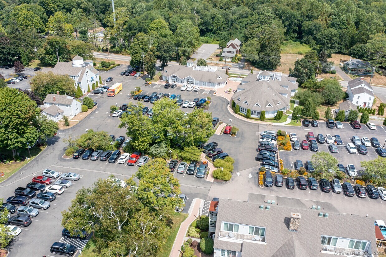 1587 Boston Post Road Westbrook CT 06498
