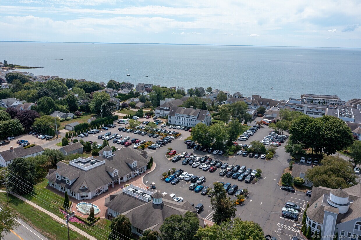 1587 Boston Post Road Westbrook CT 06498