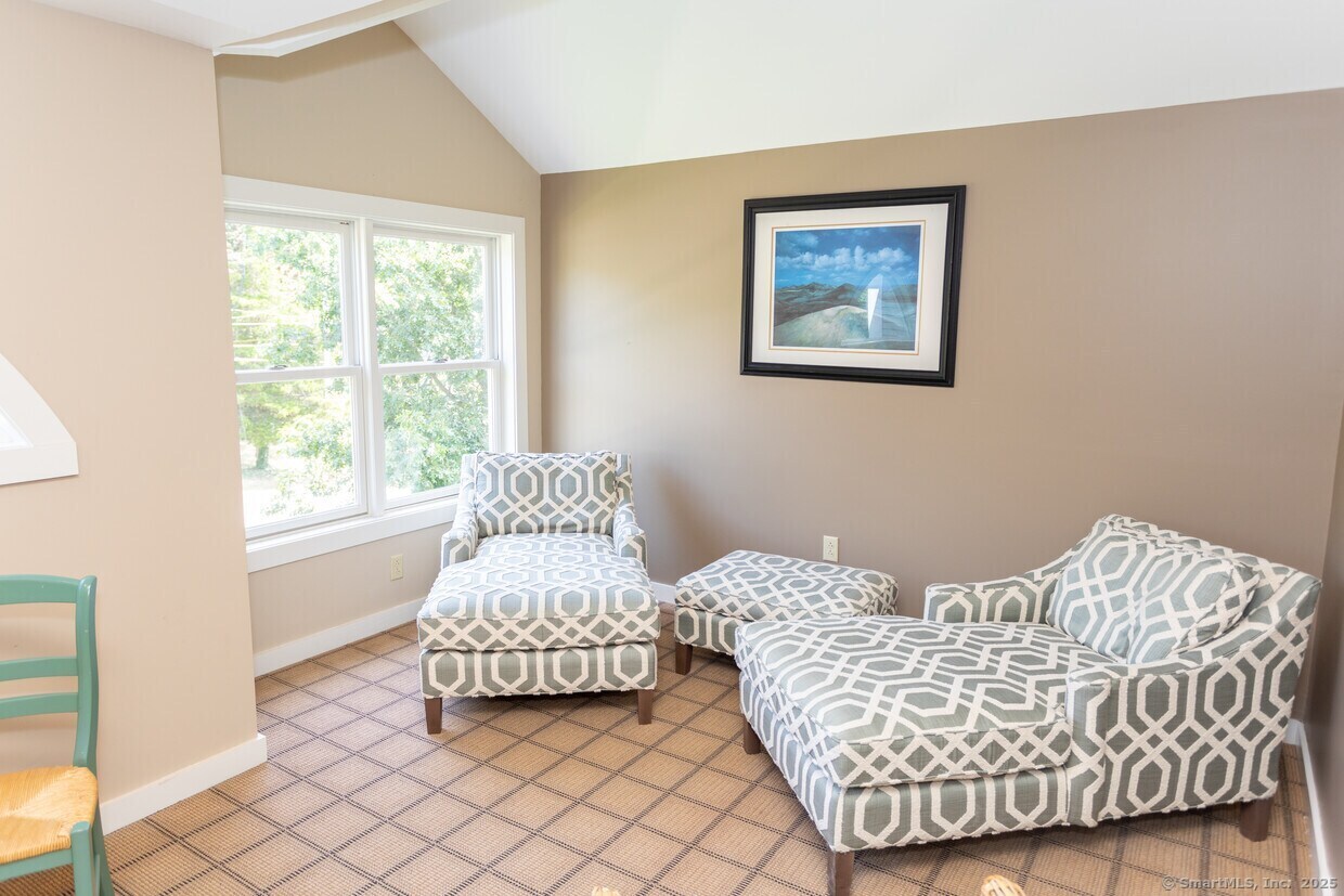 1587 Boston Post Road Westbrook CT 06498