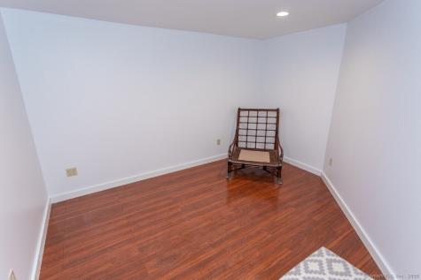 1587 Boston Post Road Westbrook CT 06498