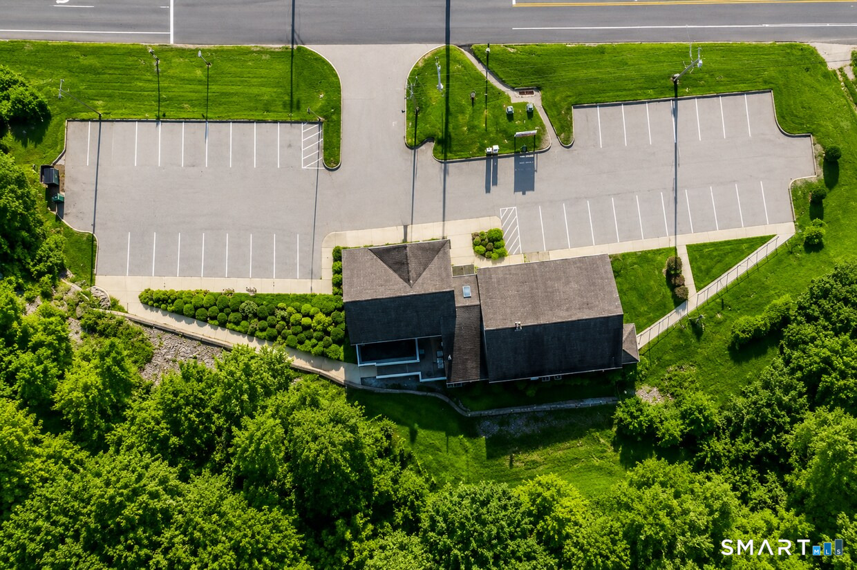 620 Route 32 Montville CT 06382