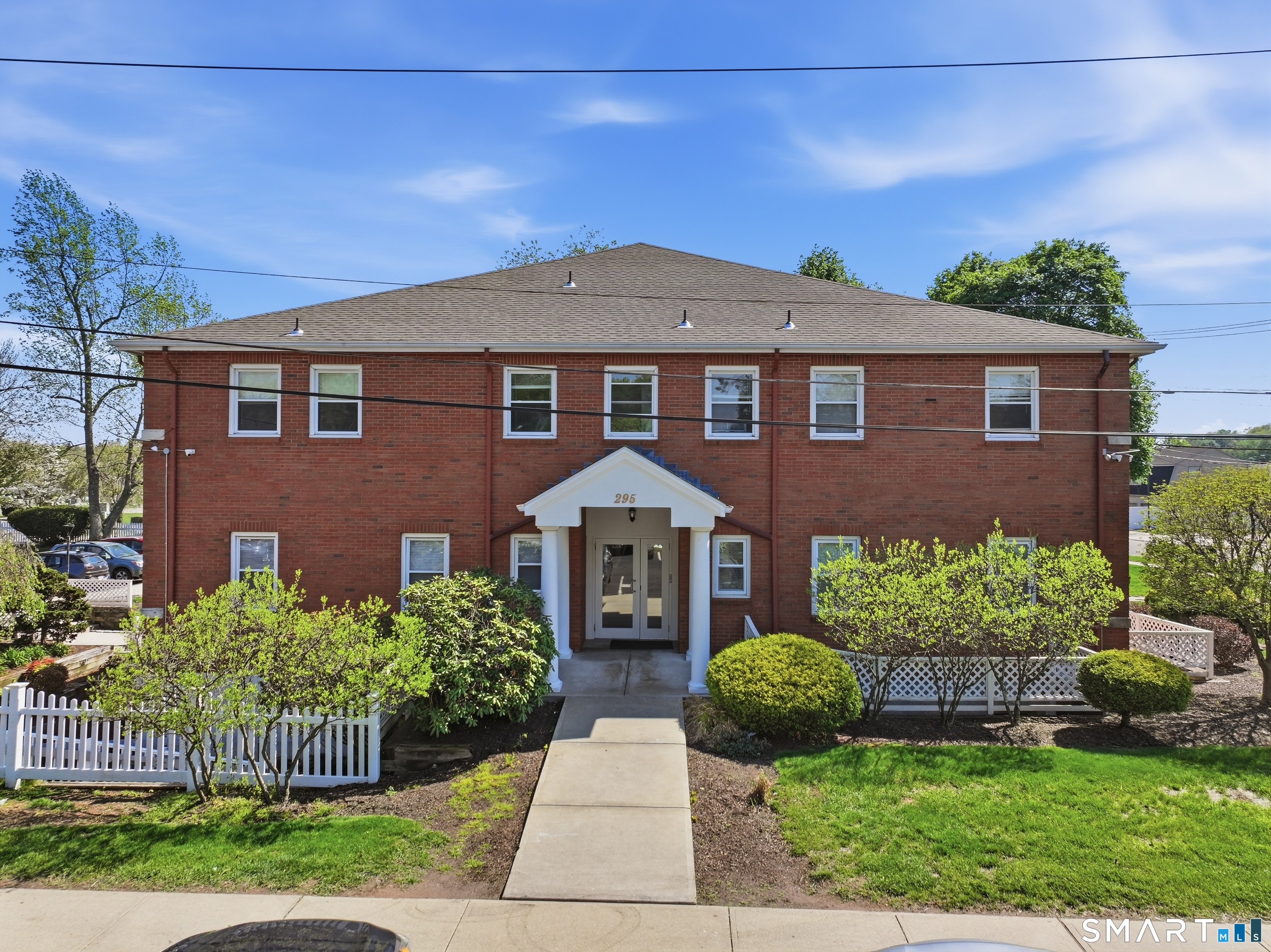 295 Washington Avenue Hamden CT 06518