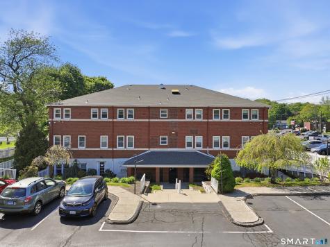 295 Washington Avenue Hamden CT 06518