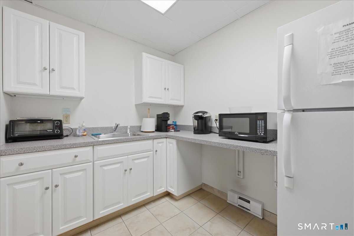 35 Pratt Street Essex CT 06426