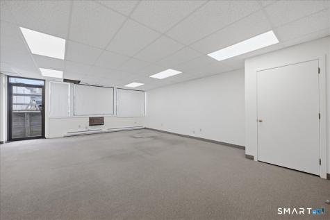 35 Pratt Street Essex CT 06426
