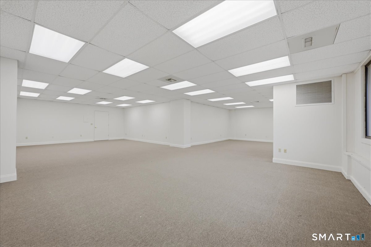 35 Pratt Street Essex CT 06426