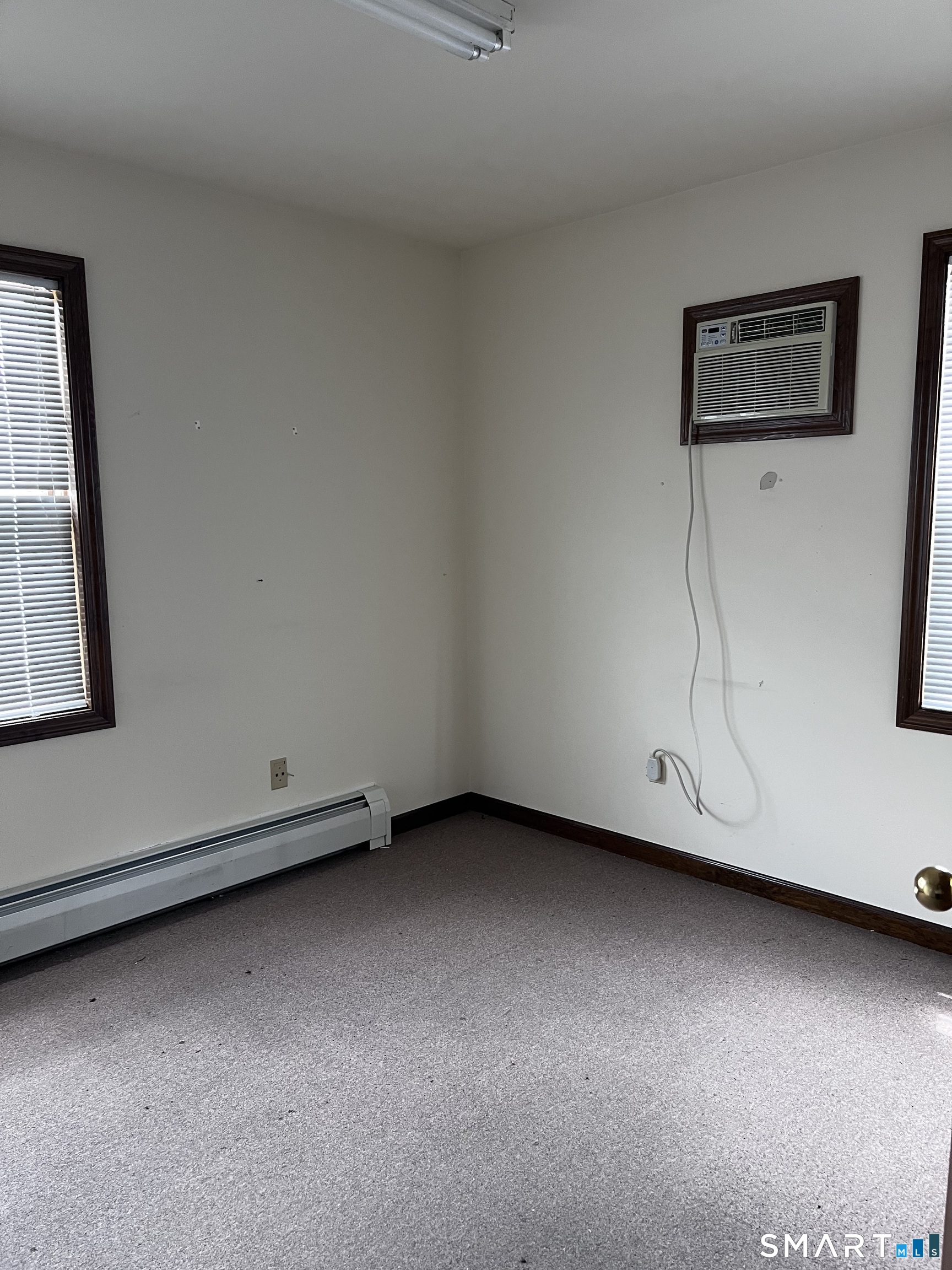 698B Derby Avenue Seymour CT 06483