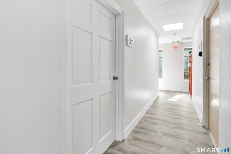 37 Huntington Plaza Street Shelton CT 06484