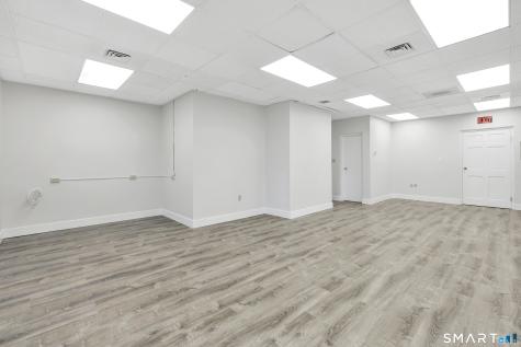 37 Huntington Plaza Street Shelton CT 06484