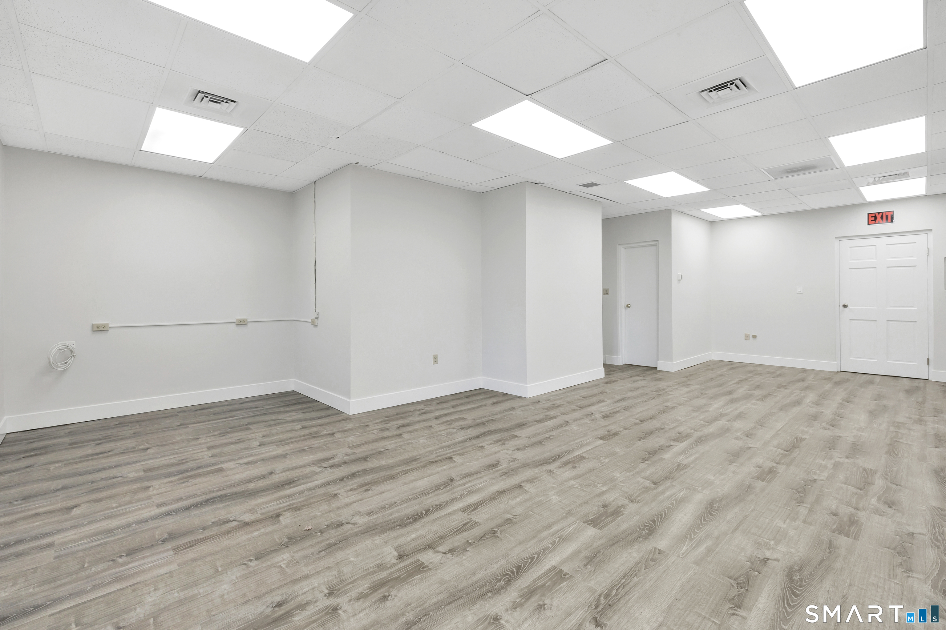 37 Huntington Plaza Street Shelton CT 06484
