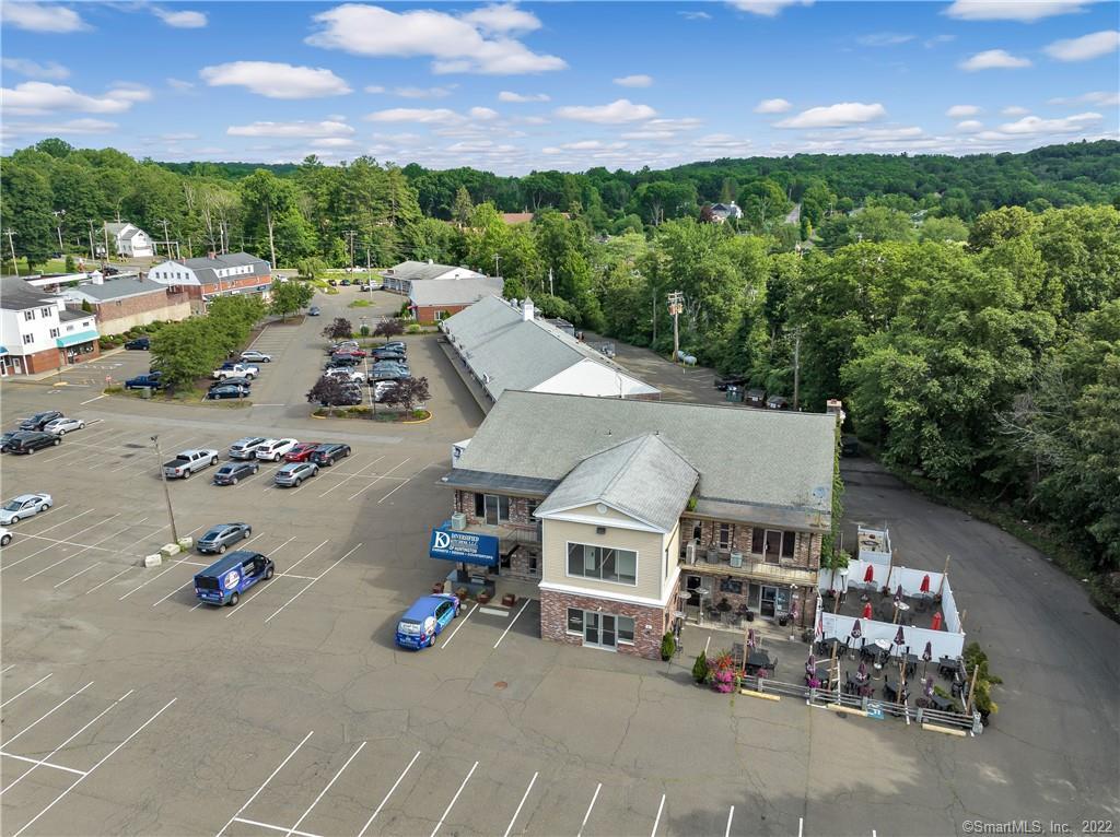 37 Huntington Plaza Street Shelton CT 06484