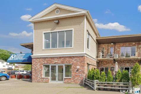 37 Huntington Plaza Street Shelton CT 06484