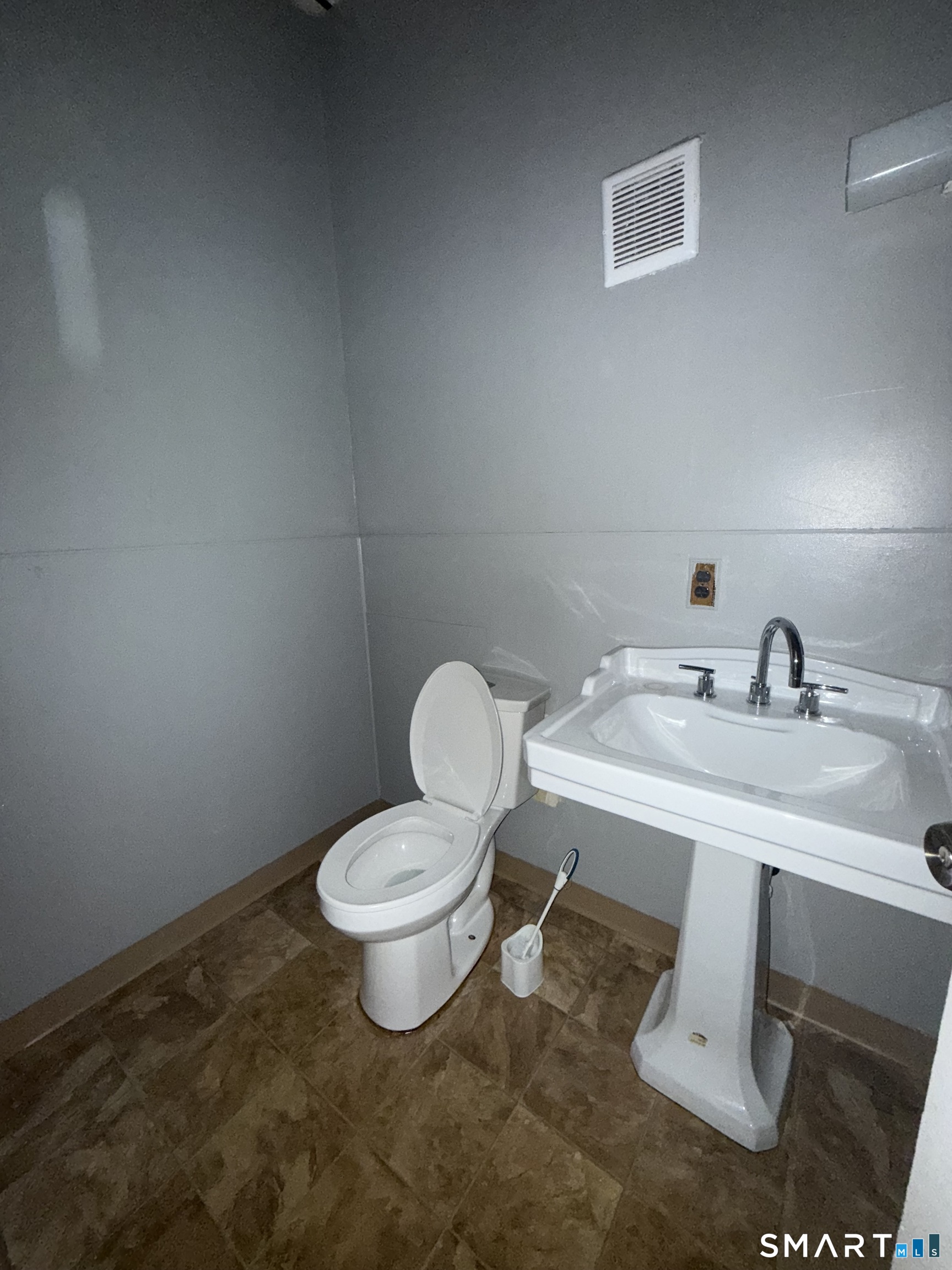 554 Wethersfield Avenue Hartford CT 06114