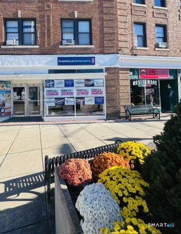 8 East Main Street Plainville CT 06062