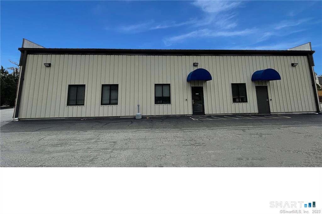 17 Berkshire Road Newtown CT 06482