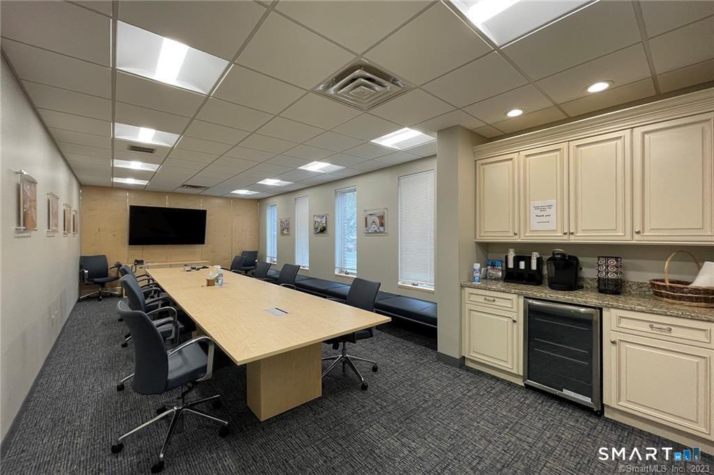 17 Berkshire Road Newtown CT 06482