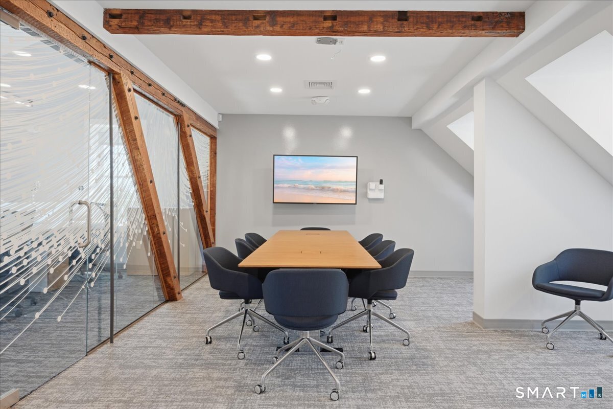 40 Bank Street New London CT 06320