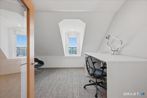 40 Bank Street New London CT 06320