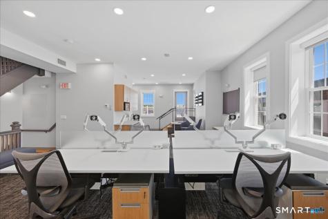 40 Bank Street New London CT 06320