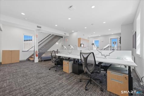 40 Bank Street New London CT 06320