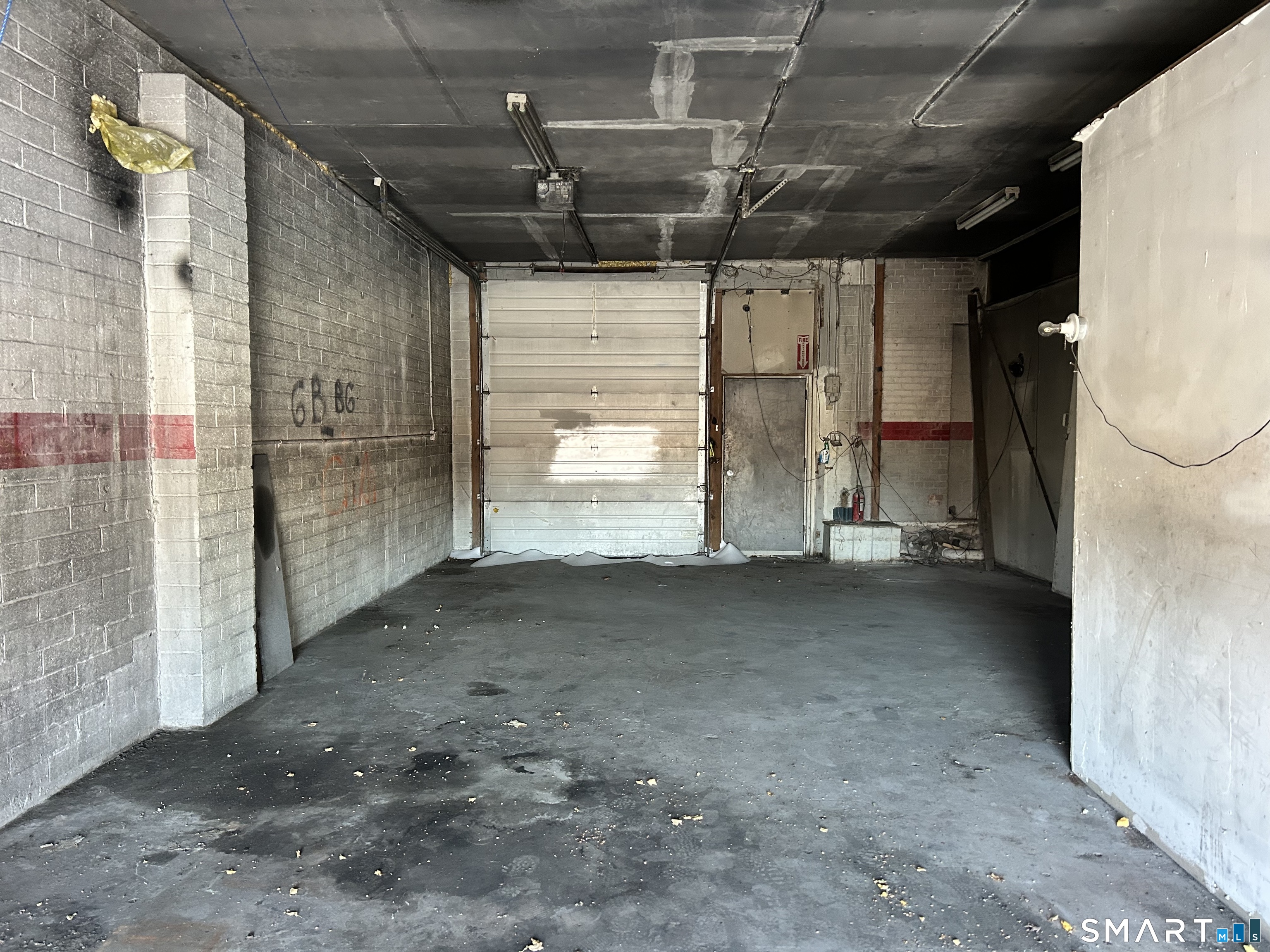 27 Kimberly Avenue West Haven CT 06516