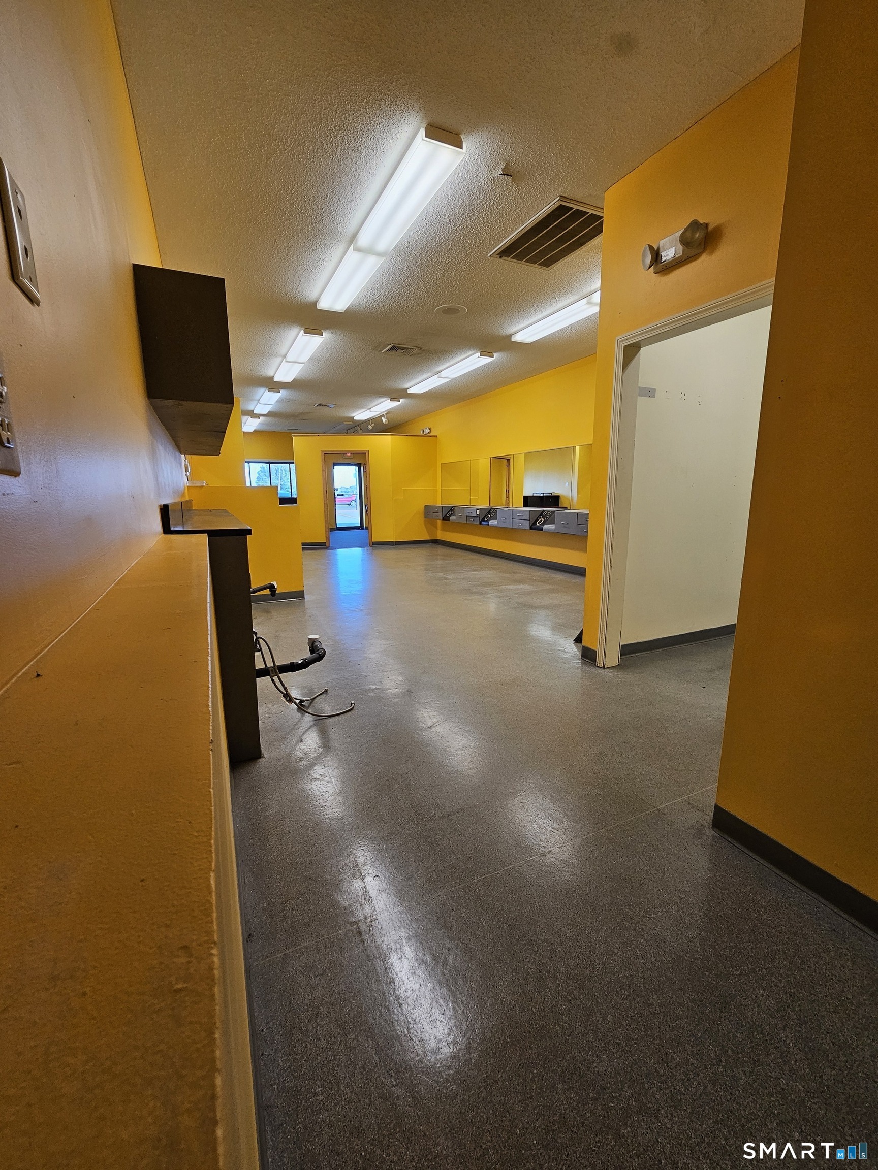 2 North Road East Windsor CT 06088