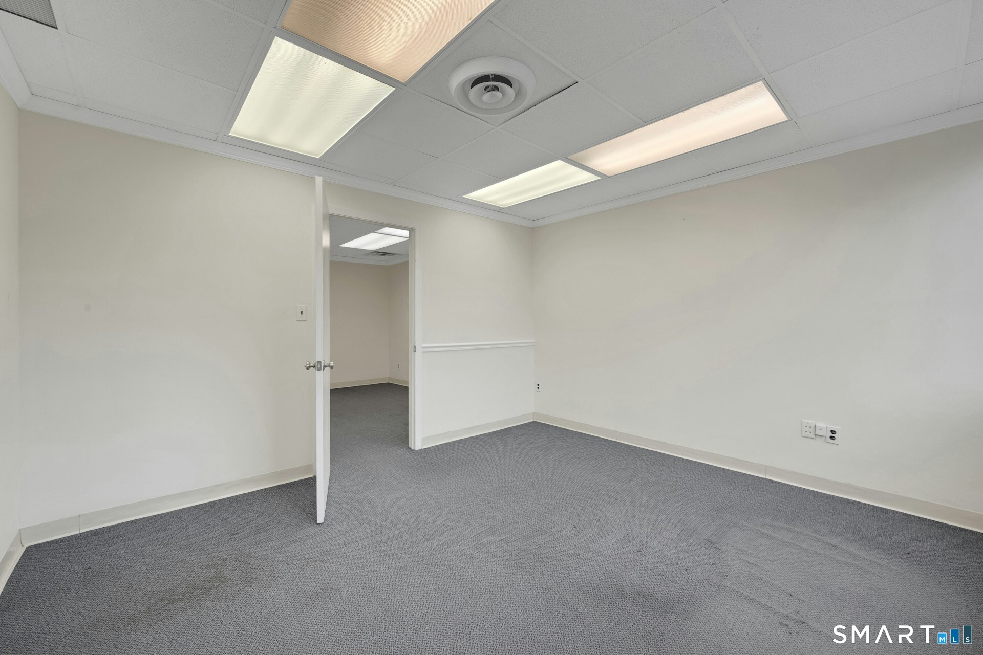 1492 High Ridge Road Stamford CT 06903