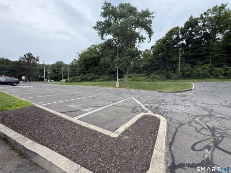 144 Oxford Road Oxford CT 06478