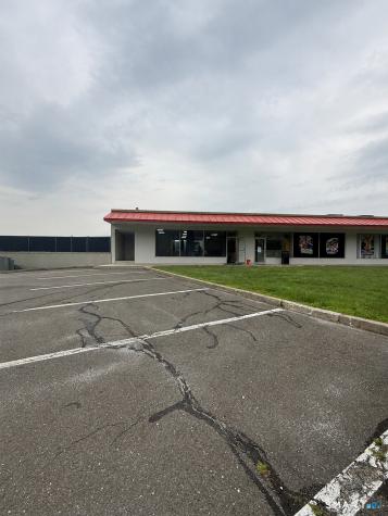 144 Oxford Road Oxford CT 06478