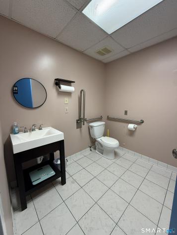 144 Oxford Road Oxford CT 06478