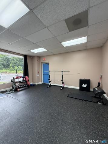 144 Oxford Road Oxford CT 06478