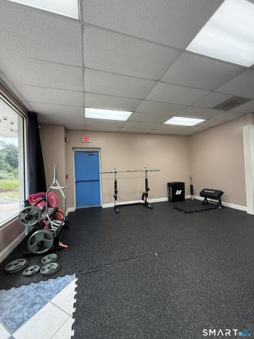 144 Oxford Road Oxford CT 06478