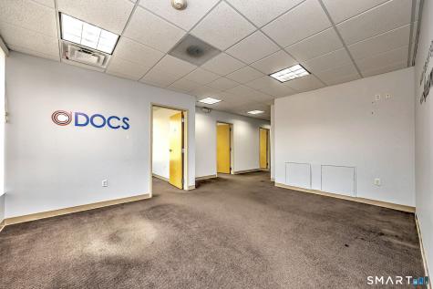 317 Foxon Road East Haven CT 06513