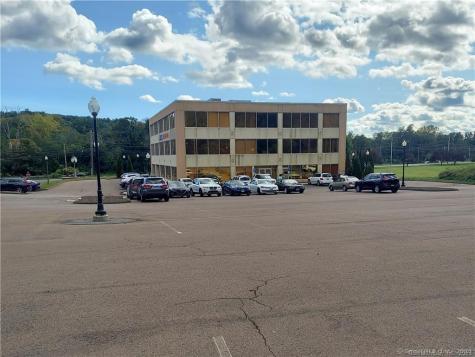 317 Foxon Road East Haven CT 06513