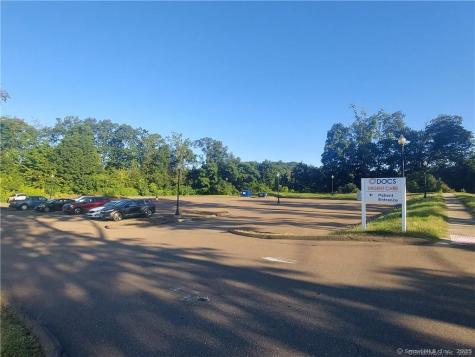 317 Foxon Road East Haven CT 06513