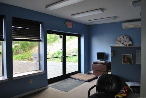 11 Howland Road New Milford CT 06776