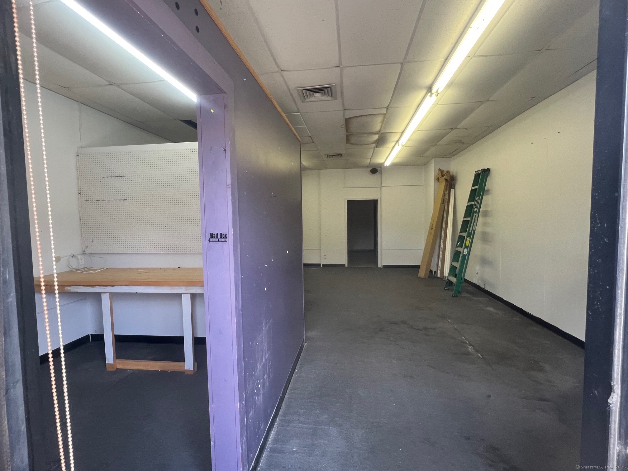 7 Governor Winthrop Boulevard New London CT 06320