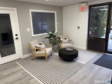 1068 Hartford Turnpike Waterford CT 06385