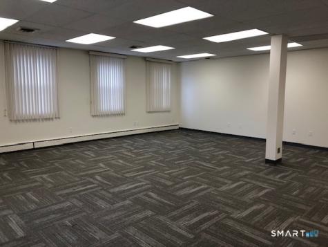 2 Barnard Lane Bloomfield CT 06002