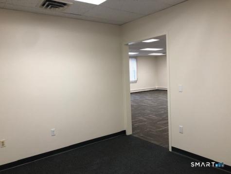 2 Barnard Lane Bloomfield CT 06002