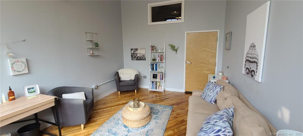 642 Hilliard Street Manchester CT 06042