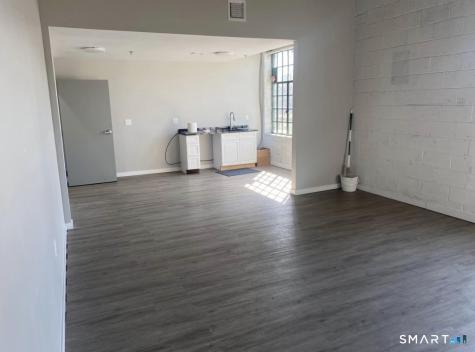 257 Roosevelt Drive Derby CT 06418
